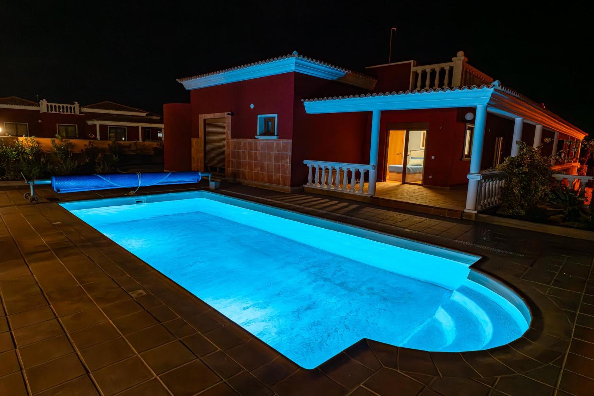 Villa Oceana - Cliffside Retreat Costa De Antigua Extérieur photo