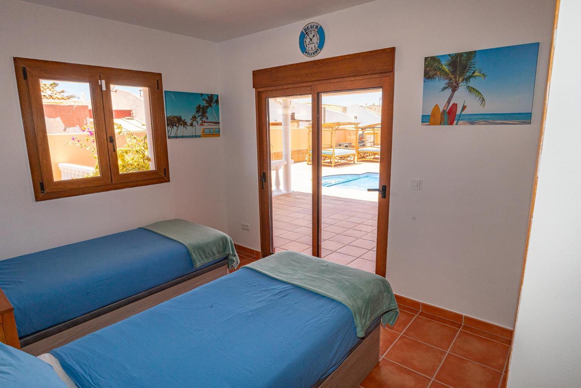 Villa Oceana - Cliffside Retreat Costa De Antigua Extérieur photo